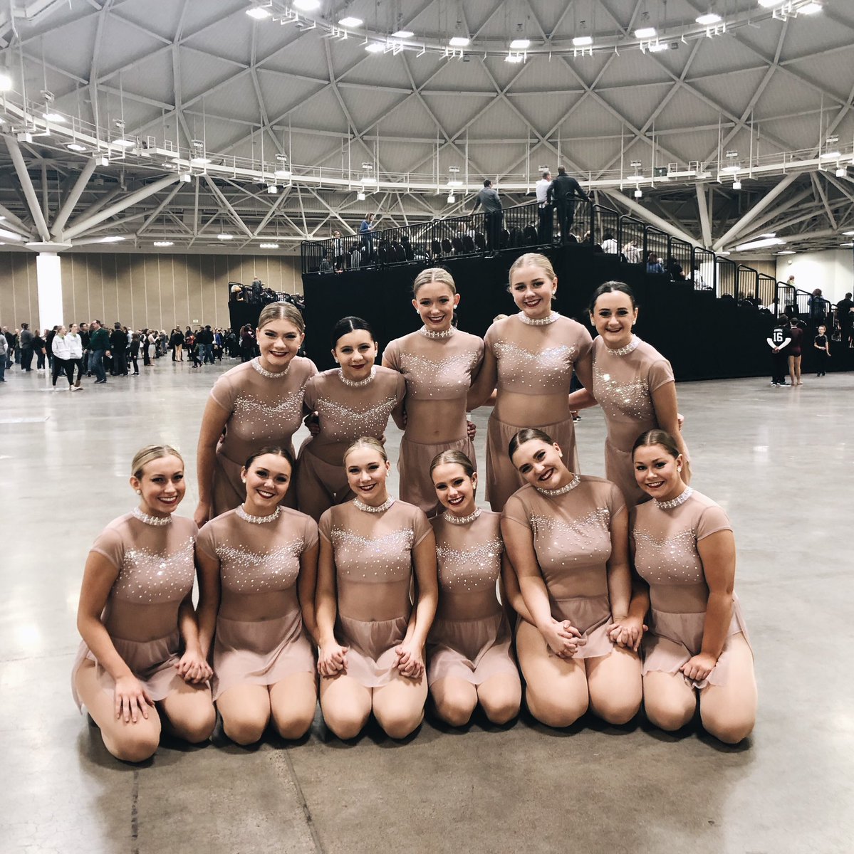 We just performed our jazz for the first time! So much love for this team. Next up ... pom. 💛☀️🏝
