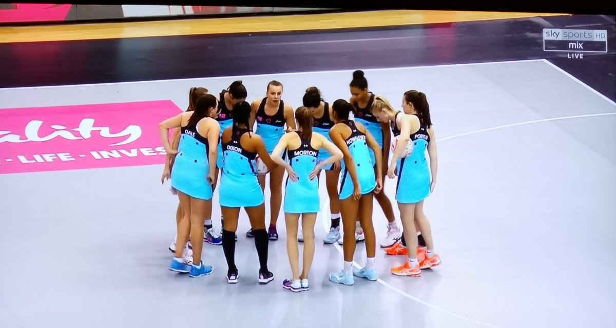 j9genie's tweet photo. Nice long day of netball! #TweetFromYourSeat #myseatismysofa ππ€£ #socomfy #snacksonhand #settledinfortheday #gilbertCompetition this mornings match was cheering on @TeamBathNetball π@gilbertnetball next up think @SurreyStorm π€π https://t.co/lChqHiNTHa