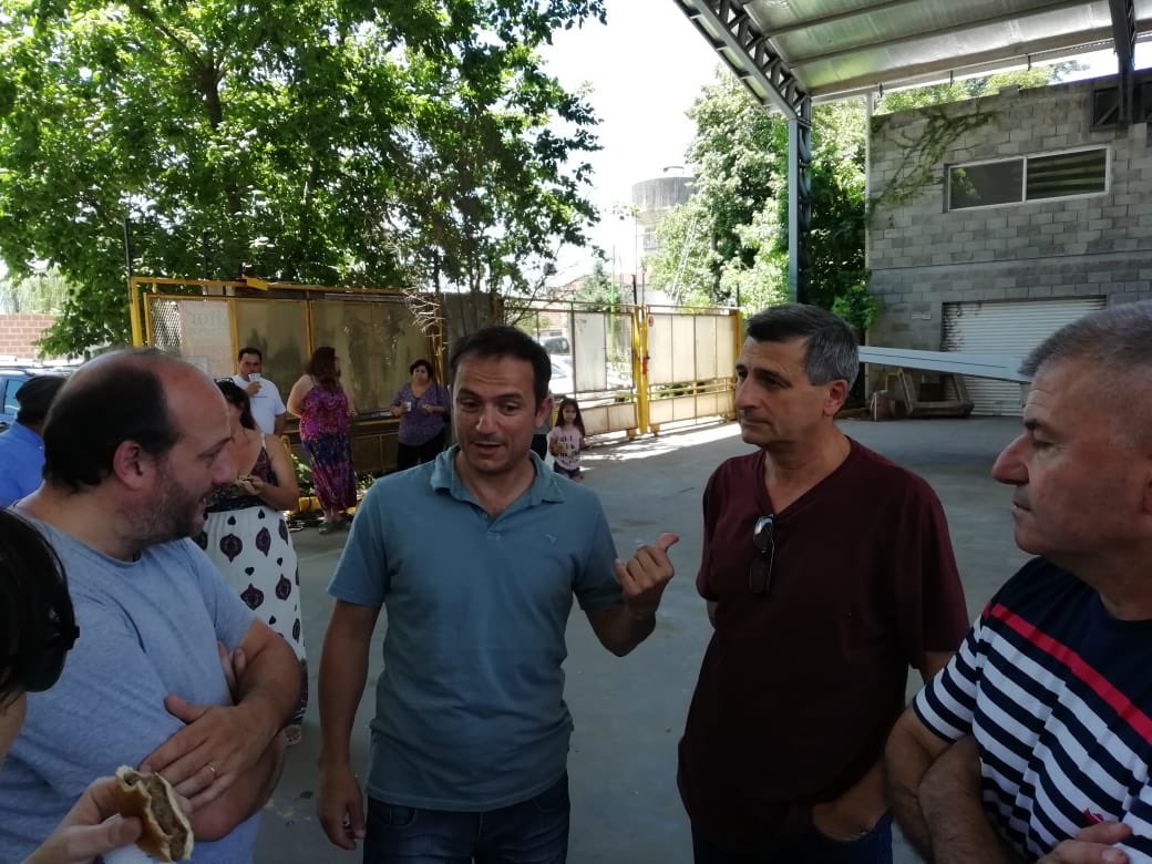 SergioDRoses's tweet photo. Junto al intendente @SebaAbella y la agrupación Bajo Bandera visitando visitando el predio donde se está ensamblado el avión Pucara que le rendirá homenaje a los héroes de Malvinas https://t.co/6tp1pP9ZZN