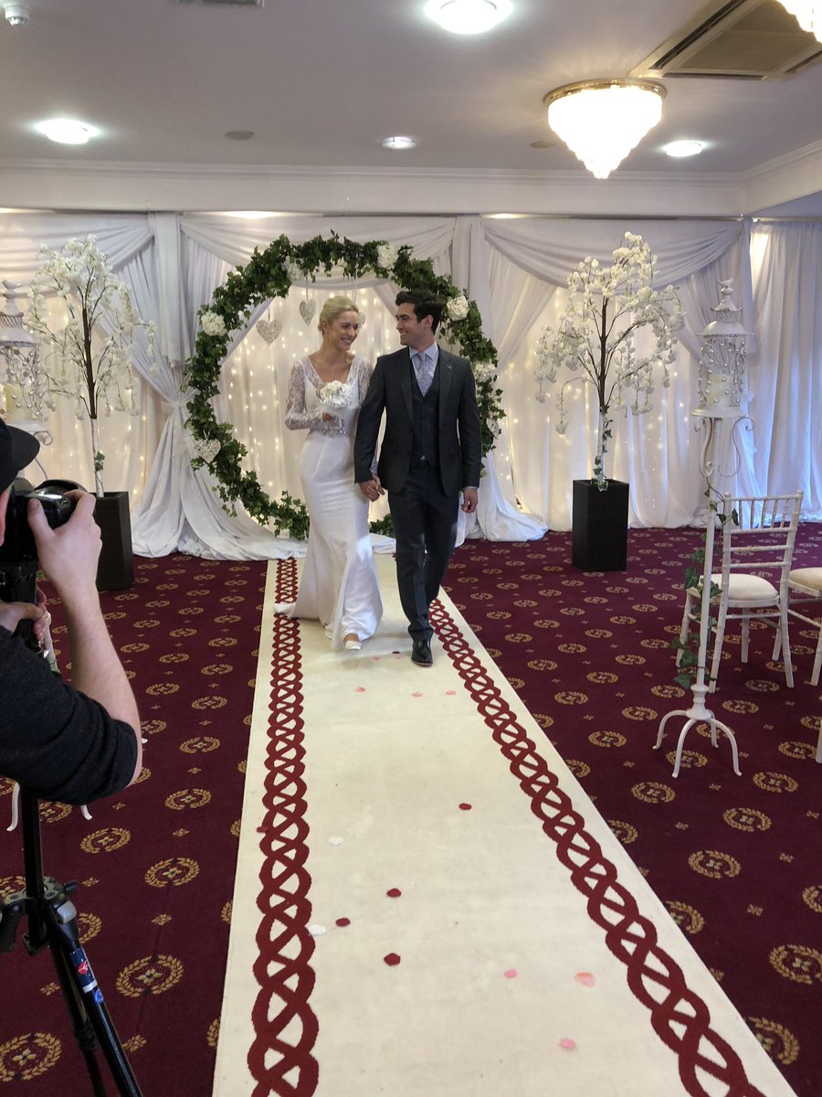 glenroyalhotel's tweet photo. Weddding showcase Jan 13th 1-4pm@ all welcome #engaged #gettingwed #weddingday https://t.co/pWUGcQyReq