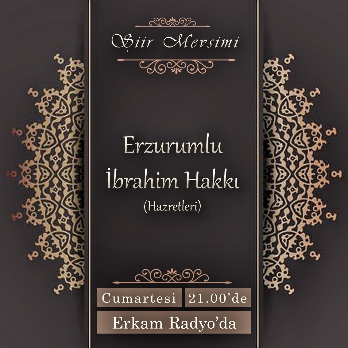 Hiç kimseye hor bakma
İncitme gönül yıkma
Sen nefsine yan çıkma
Mevlâ görelim neyler
Neylerse güzel eyler…

#ŞiirMevsimi 21.00'de <a href="/ErkamRadyo/">Erkam Radyo</a>'da. Tüm dostları bekleriz efendim :),