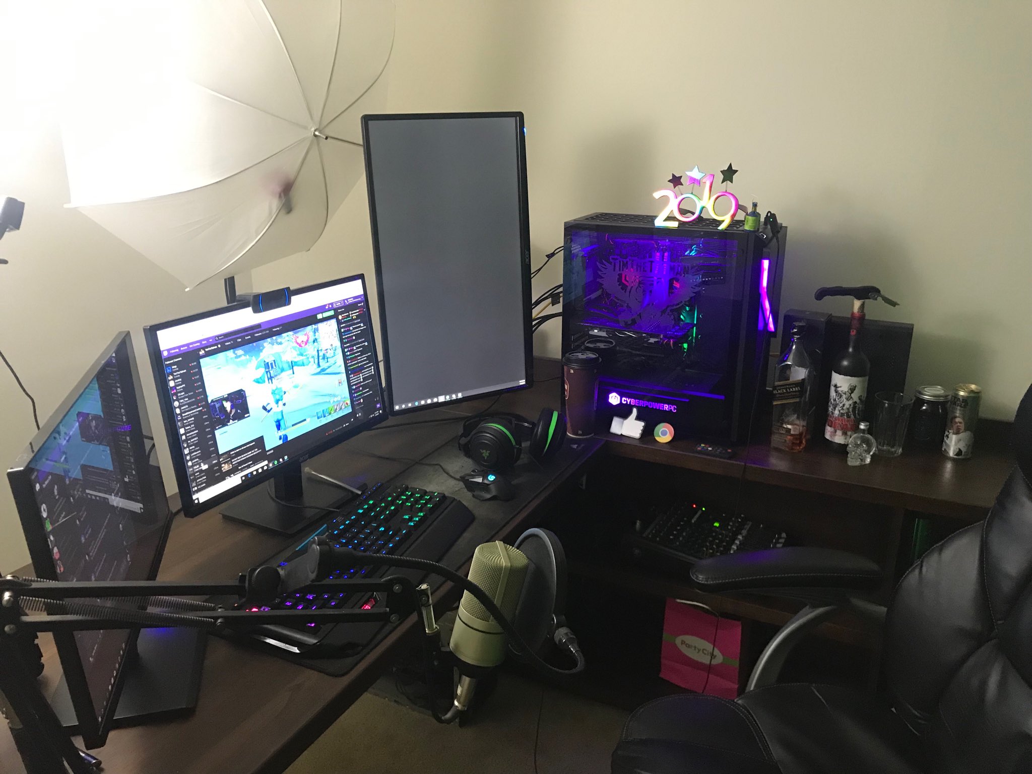 Jersey Rhino on X: “⁦@timthetatman⁩ Timthetatman cyberpowerpc new 