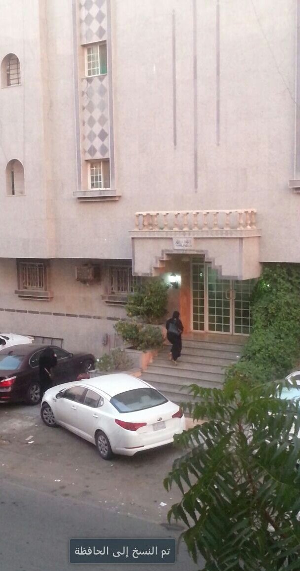 rislfsjljslf99's tweet photo. شمال جدة 
الاهالي نناشد #خالد_الفيصل  عمارة دعارة حي الربوة شمال جدة شارع الامير ماجد خلف قاعة الكريستال
@makkahregion https://t.co/G5OhoAPrZ8
#انطلاق_الدراسه_غدا_بالتوفيق