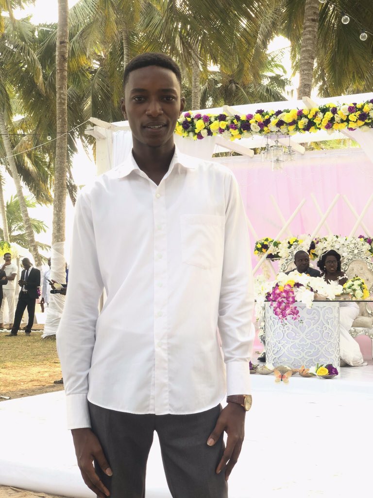kofisakitey's tweet photo. #perbi #beachwedd https://t.co/qyxYOrozkw