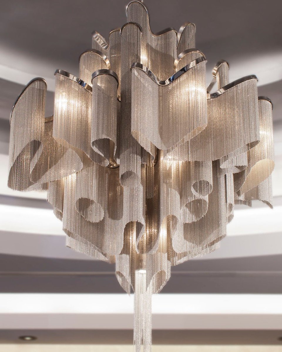 No detail is left untouched at <a href="/TheSilversmith/">Silversmith Hotel Chicago Downtown</a> Hotel.

📷: michaelwilsonphoto