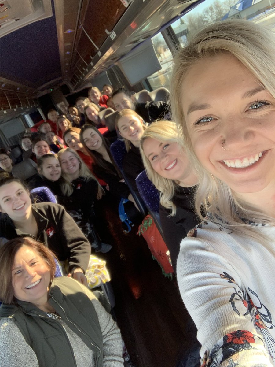 bolddanceteam's tweet photo. Ready for a jazzy day in Alexandria! #bdubdanceteam https://t.co/1WmII2vREn
