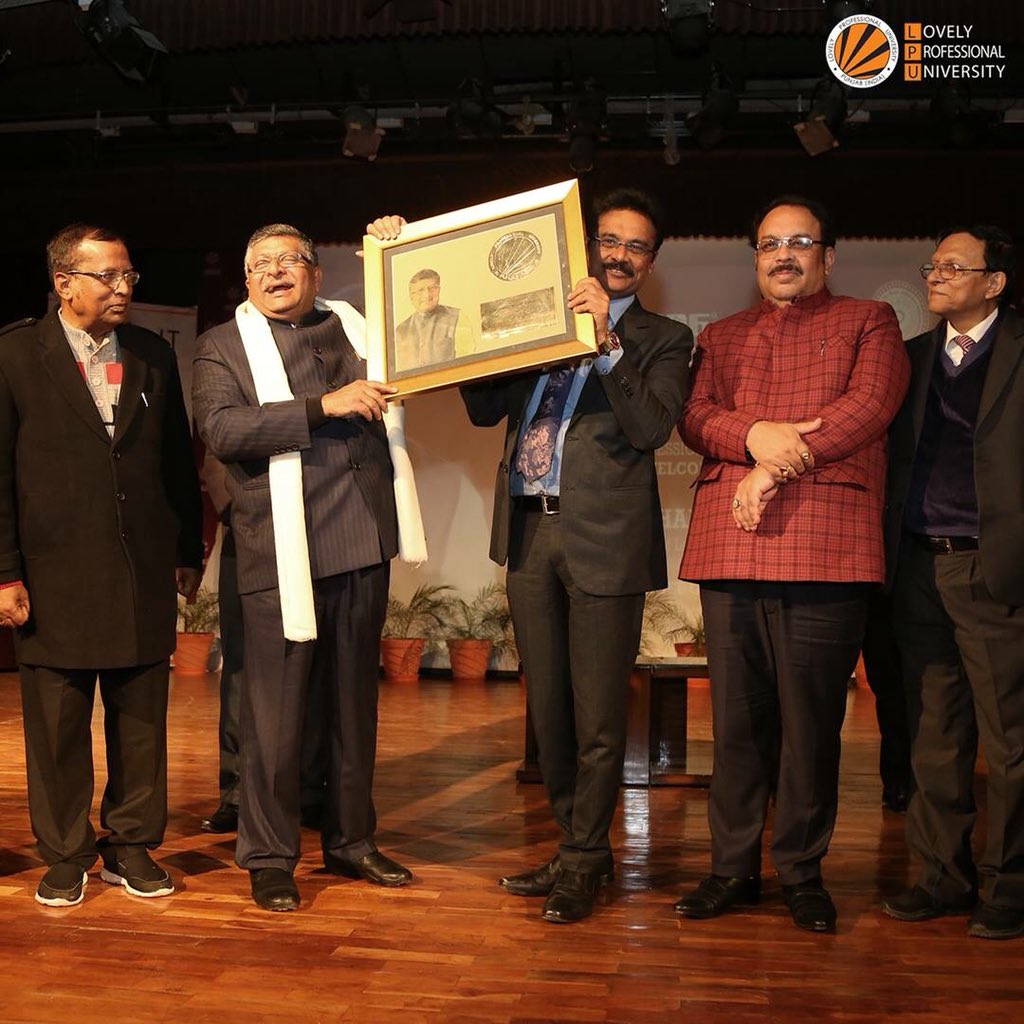 lpuuniversity's tweet image. It&apos;s a wrap for Day 3 of the 106th edition of Indian Science Congress.

The enthusiasm amongst students and the atmosphere at campus was truly electrifying, marching ISC to greater heights.

#ISCatLPU #ThinkBIG