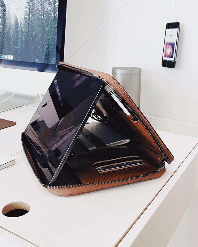 Mod Tablet as a stand #tigmod bit.ly/2sbpChO