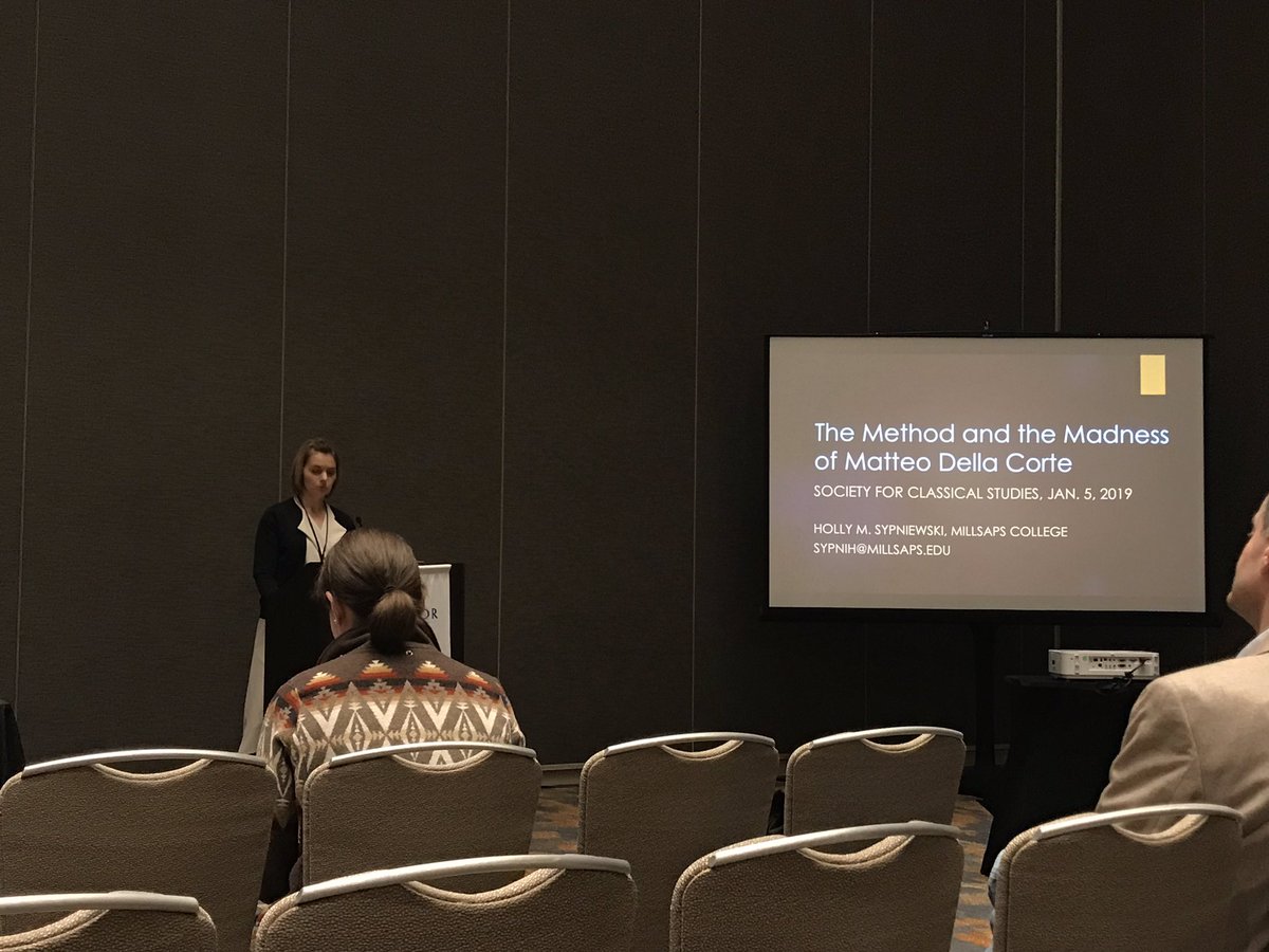 HercGraffProj's tweet image. Our Assistant Director Holly Sypniewski just finished presenting on Matteo Della Corte and his method of documenting inscriptions at Herculaneum. #AIASCS