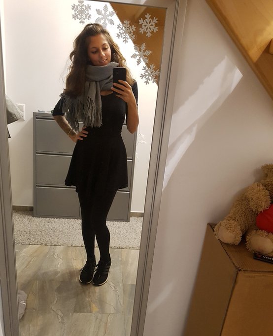 Winter ich warte auf Dich! Bring Schnee mit 🤩❄☃️ #outfit #inspiration #fashion #style #winter #dress<a href="/tag/outfit"class="tags">#outfit</a><a href="/tag/inspiration"class="tags"><span>#inspiration</span></a><a href="/tag/fashion"class="tags"><span>#fashion</span></a><a href="/tag/follow"class="tags"><span>#follow</span></a><a href="/tag/girl"class="tags"><span>#girl</span></a><a href="/tag/hair"class="tags"><span>#hair</span></a><a href="/tag/style"class="tags"><span>#style</span></a>