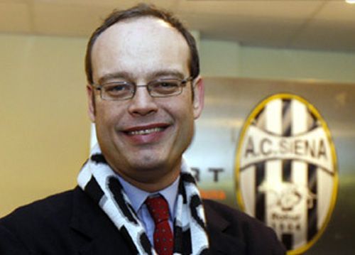 Calcio, fallimento Siena, sequestrati beni per 8,5 milioni a ex presidente Mezzaroma
crwd.fr/2vhZfJz