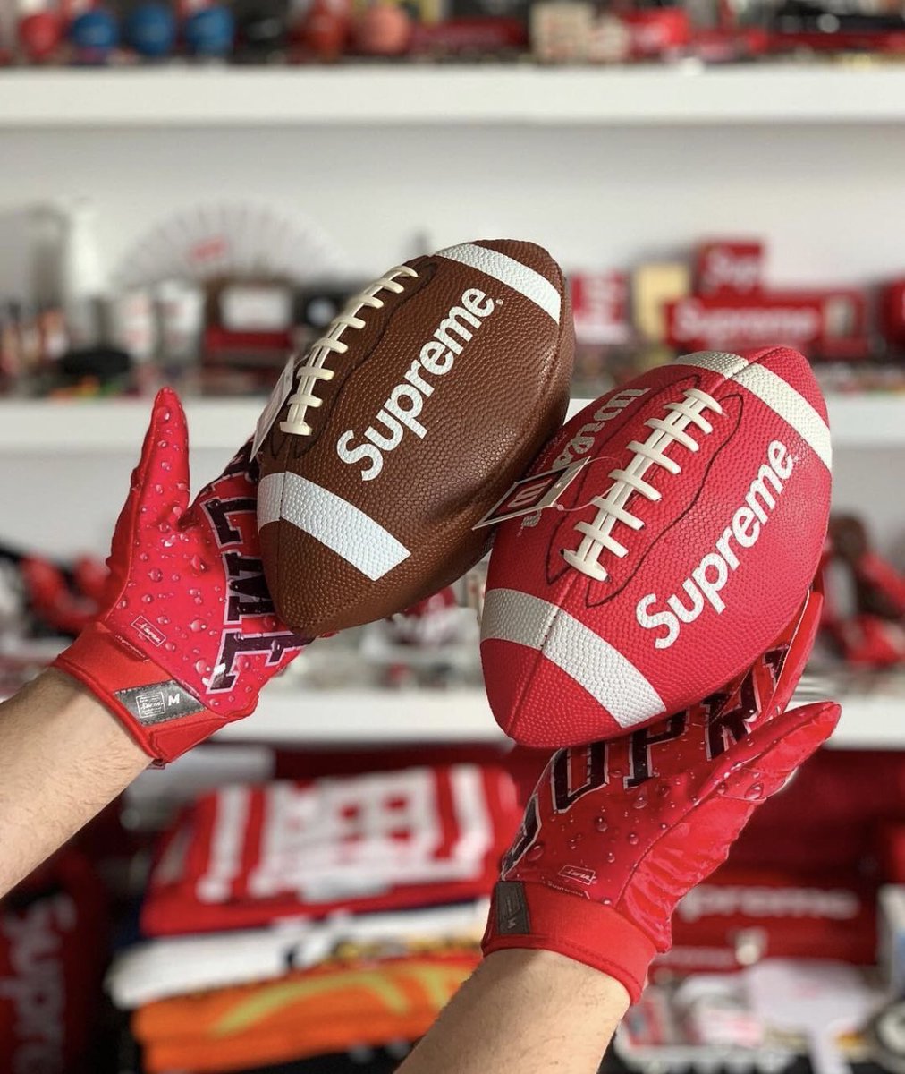 saint's tweet photo. Time for the playoffs😍

Who is winning it all?

#TheSupremeSaint https://t.co/w0bOJQMY5U