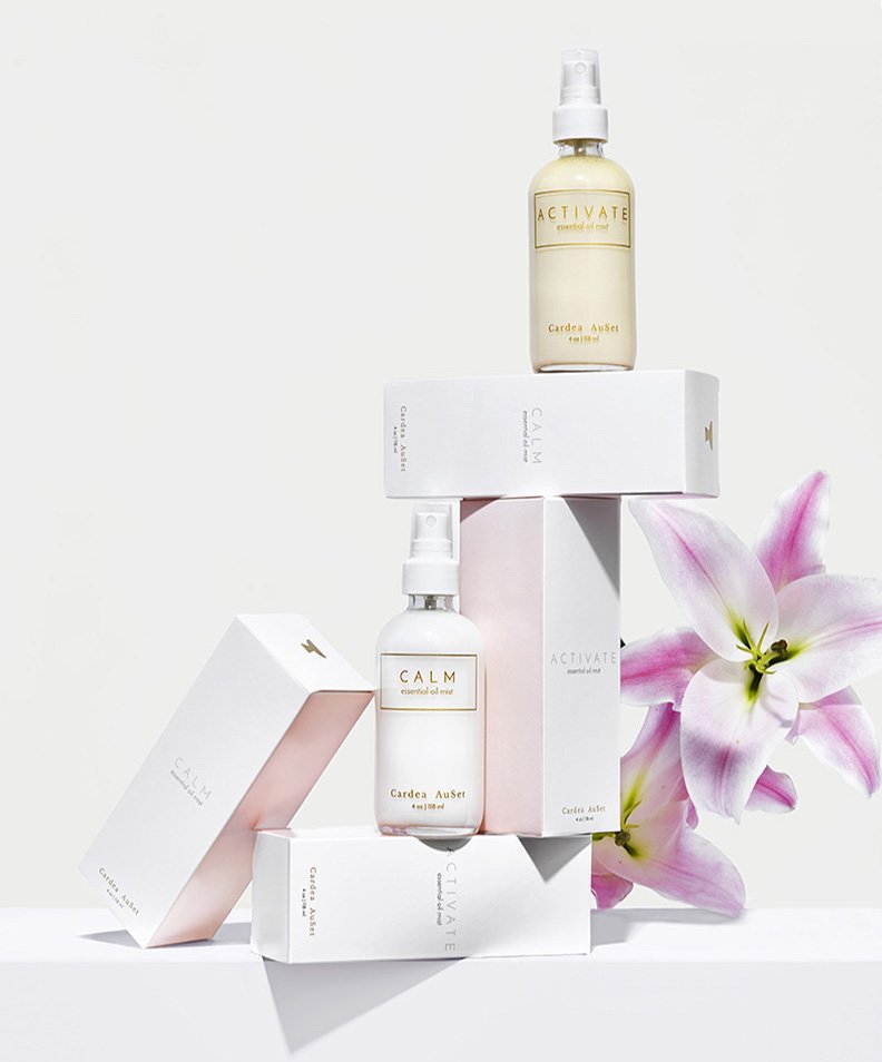 VillageLivinMag's tweet photo. From CALM Essential Oil Mist by @CardeaAuSet and Antioxidant Daily Defense Serum by #Etymologie  to Restart: Face Oil Cleanser by @dhskincare, 
@PeaceFlagHouse gets skin deep on winter Skincare Essentials. https://t.co/eAxL0ODa0m https://t.co/a3QfzHhQ4G