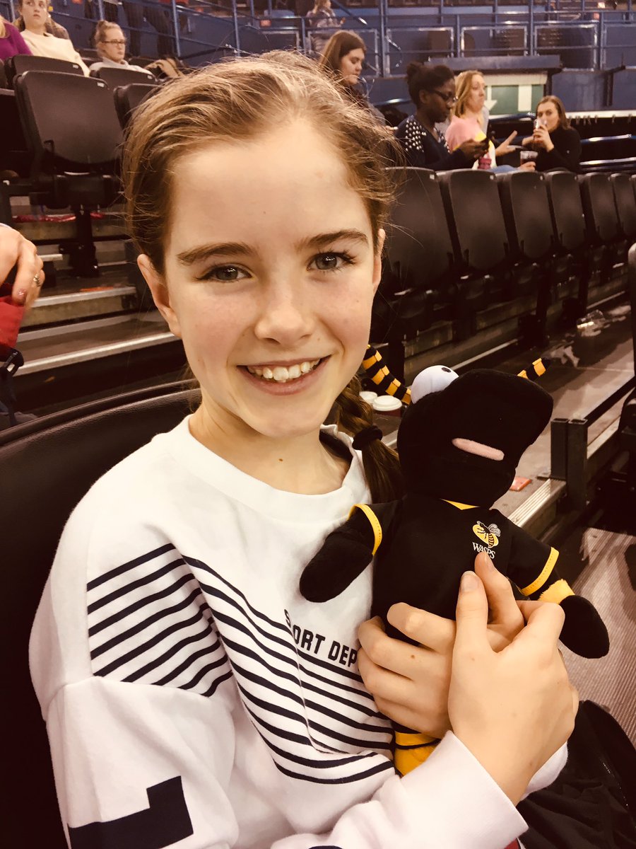 chattylu's tweet photo. Amazing day at the netball ❤️#super10 #VNSL2019 #OwnItOnCourt #wasps https://t.co/YVMIqAmf4G