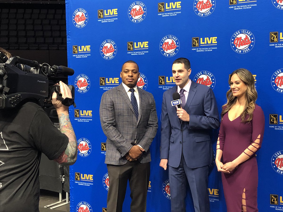 LinacreMedia's tweet photo. Weekend doubleheader starts tonight on @yesnetwork with the #LongIslandNets at @nycblive because we’re #AboutThatGLeagueLife!  #FlyWithDale #NBAGLeague #LinacreMediaEvents #LinacreMediaOnTV 🏀🎥🎛🎙📺🗽@longislandnets @nbagleague https://t.co/5PK78i2u4R