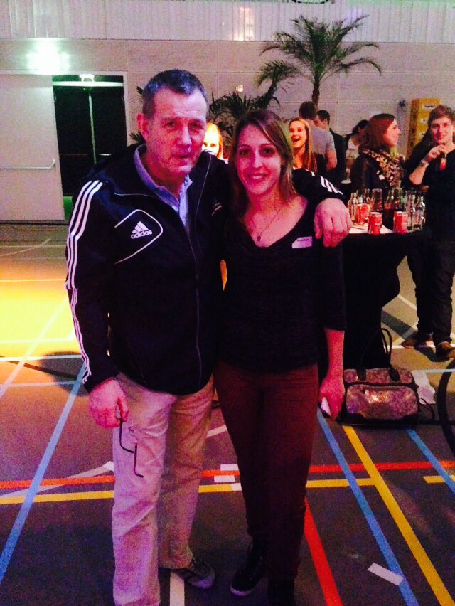 Zo eens in de zoveel jaar komen we elkaar tegen. Nu bij de 6-daagse, vorige keer bij Cios Goes reünie. Was geinig om je te spreken over jouw wielercarrière . <a href="/lucinda_brand/">Lucinda Brand</a>