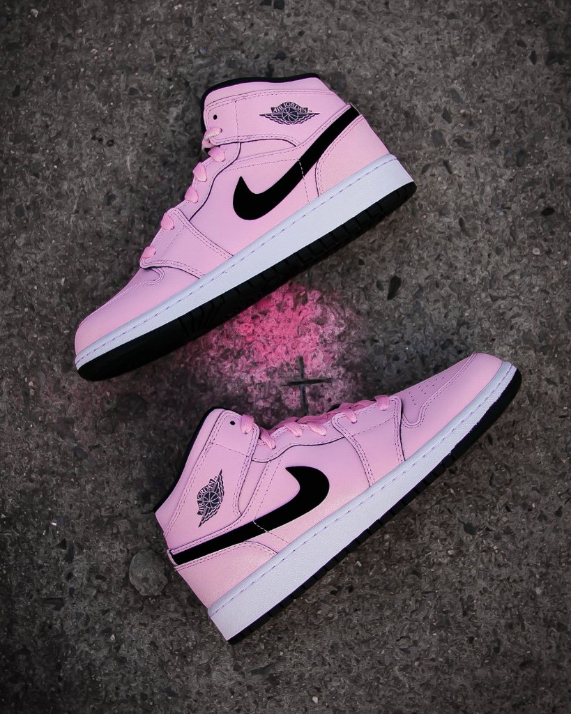 jordan 1 mid pink footlocker