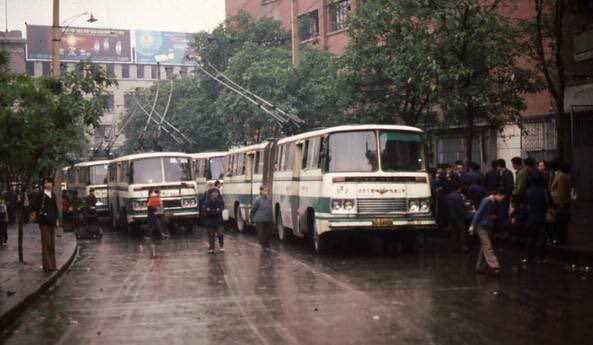 Chongqing in 1980s. This is my memory of Chongqing. Note the Liberation Monument in city center still tallest structure in the city