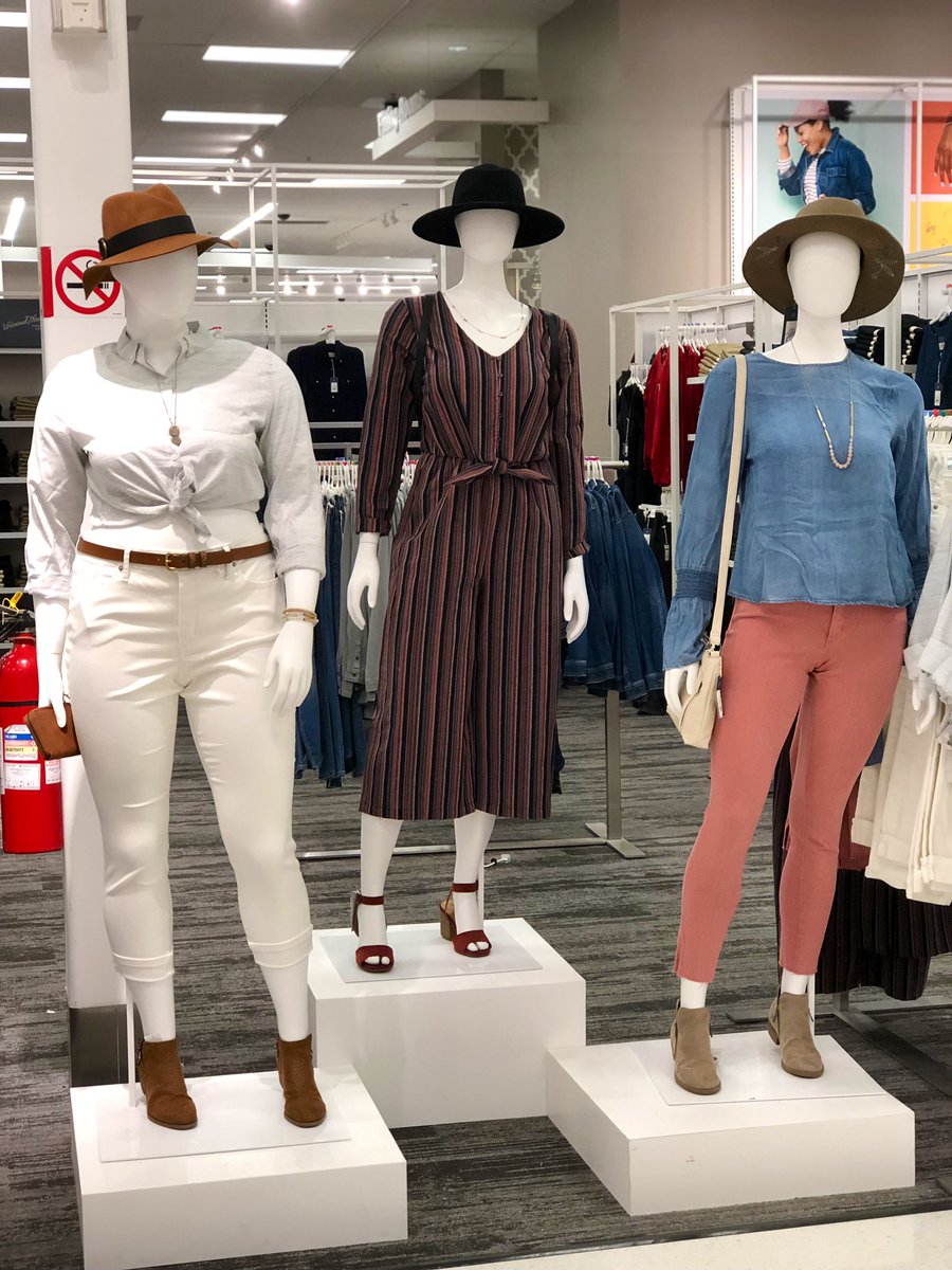 TargetJonathan's tweet image. When your A&amp;amp;A team does such a great job updating mannequins to spring looks. #TargetStyle #Stylish #MightyMedford #SpringRefresh