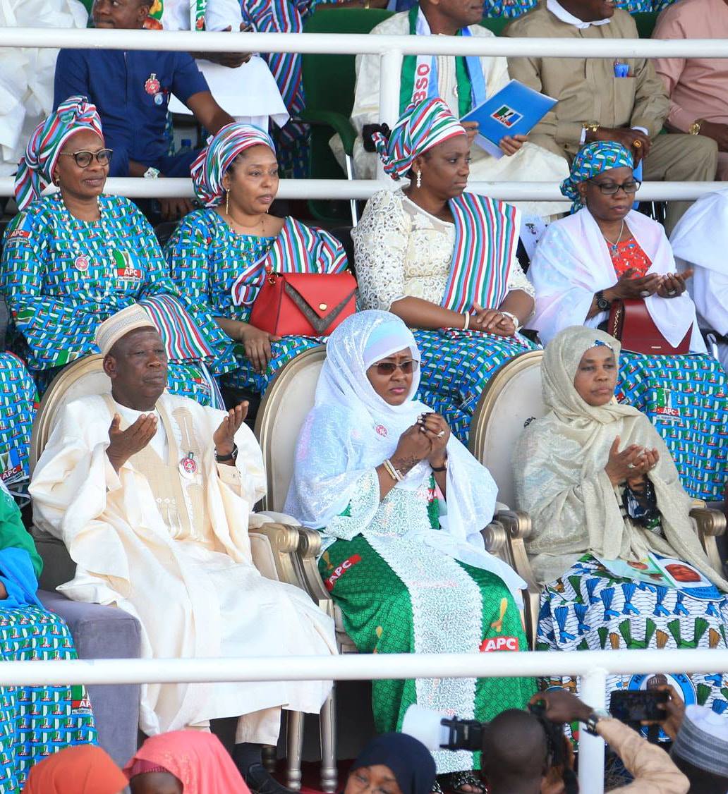 Bbc News Hausa On Twitter Uwargidan Shugaban Najeriya Aisha