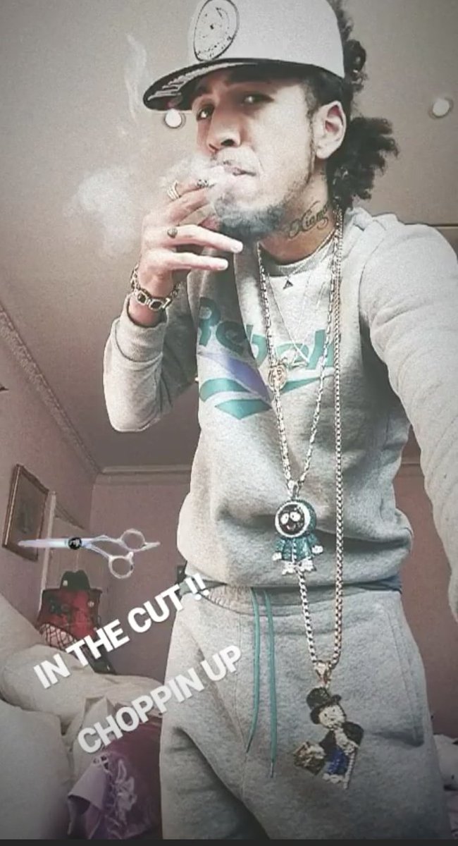 BEEN BUSY WORKING ON MY LATEST PROJECT 'RISE 2 THE SURFACE' MY DEBUT EP * DROPPING 1ST SINGLE 'HELLO' FT KROOKS (PROD BY @aka_one99 ON 23.01.19 ( BTS ) FOOTAGE EXCLUSIVELY DROPPING ON <a href="/HipHopWeekly/">Hip Hop Weekly</a> REAL SOON ... STAY TUNED