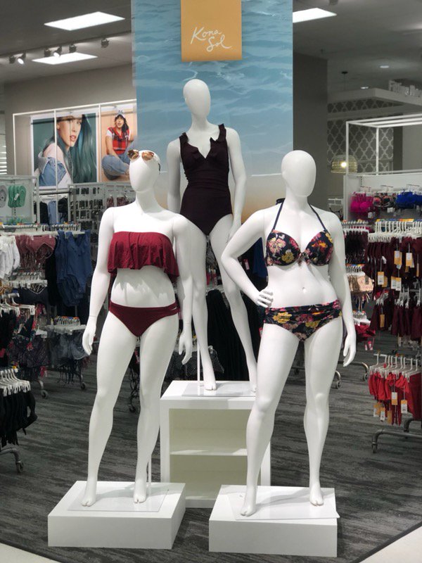 AClarkeVM1948's tweet image. Diving into 2019 with an awesome swim set and the new brand, Kona Sol! Loving these color stories 🏊‍♀️👙
#T1948 #VMlife #visualmerchandising