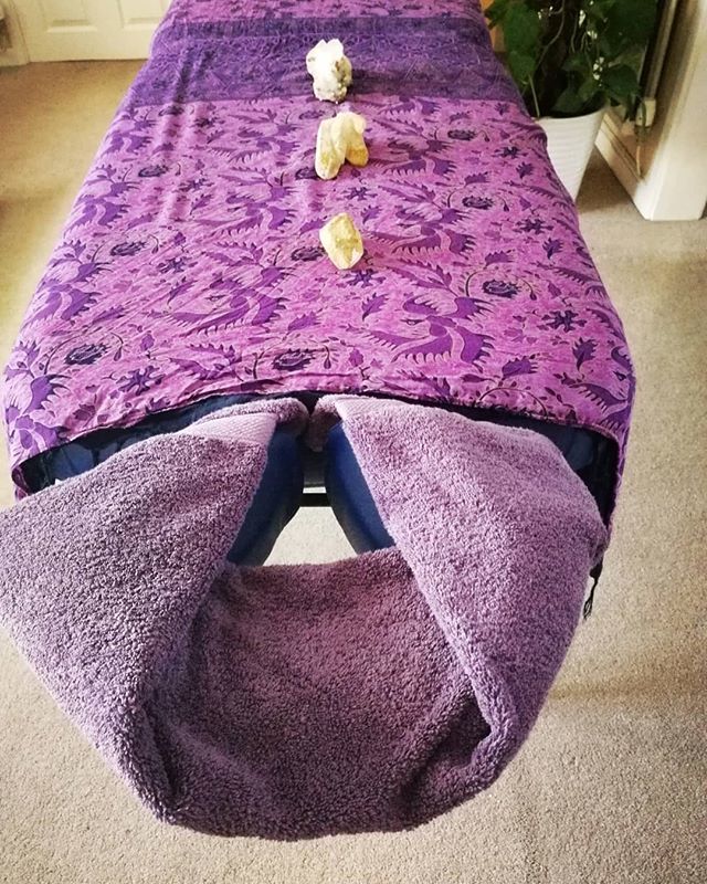 EsmeAddams's tweet photo. Hey beautiful people.
This is my table. It comes with a *serious nurturing* warning 😂💕 If you would like to destress, reset, work on some physical &amp; emotional releases, iron out your muscles and feel great then get in touch. 
Apart from offering the … https://t.co/7Td353qoKm https://t.co/DceRvW4Roa