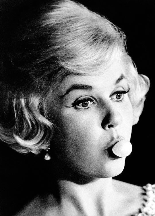 did doris day smoke cigarettes When smoking was glamorous Doris Day Smokes a Stogie