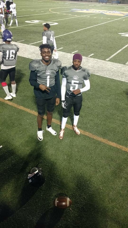D_Edwards10's tweet photo. Congrats my guy ‼️‼️ #Bulldogs #georgiacommit @dreamchaserTy10 https://t.co/uaCNdVxdJF
