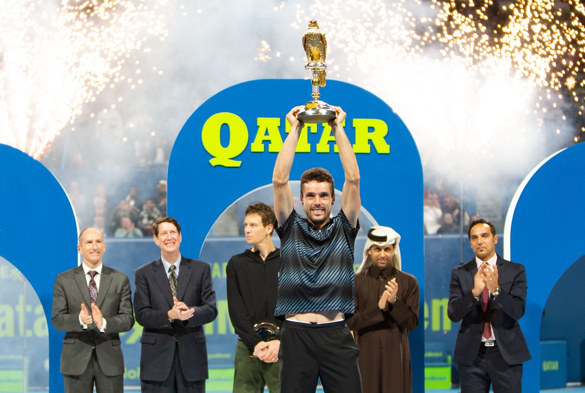 BautistaAgut's tweet photo. 🏆¡Esta semana será inolvidable para mí tras un año duro! 

¡¡¡CAMPEÓN EN DOHA!!!👏🏼👏🏼🎉🎉

#fwu https://t.co/yz2HZg1Ep5