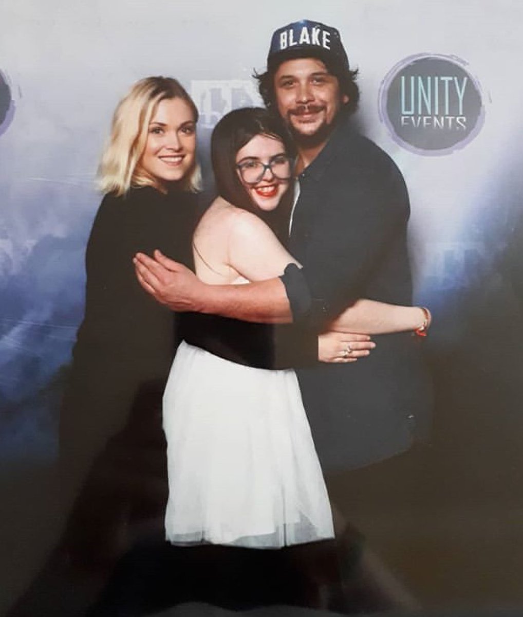 NewsBobMorley's tweet photo. PHOTO | Bob and Eliza with fans at #UnityDays2018 (via @blakesnovak & bellamy_rebel_king IG) https://t.co/BxNGAF3TUd