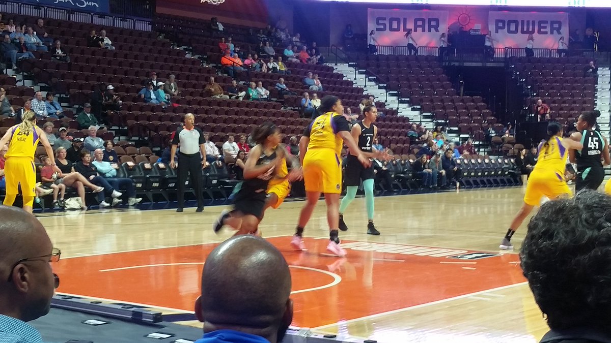 forpete05's tweet photo. @GreenWaveWBB ...meant to send months ago...The great #3... Lib vs Sparks exhib game, at Mohegan Sun arena... https://t.co/chqslQYhVk
