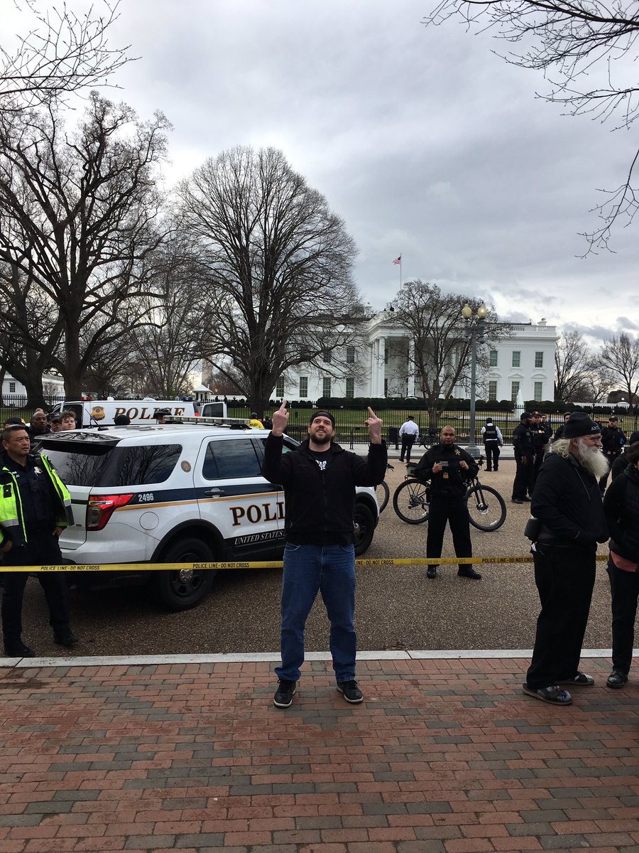 KevLAbeast's tweet photo. Saw the White House. ✅
Next up The Exorcist Stairs https://t.co/FSyv2TYSMq
