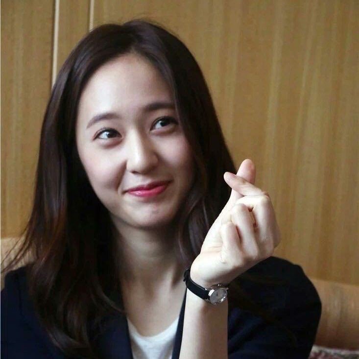 msugaHz's tweet image. its not being in love that make some happy. it is the person that i am in love with that does @softjunga