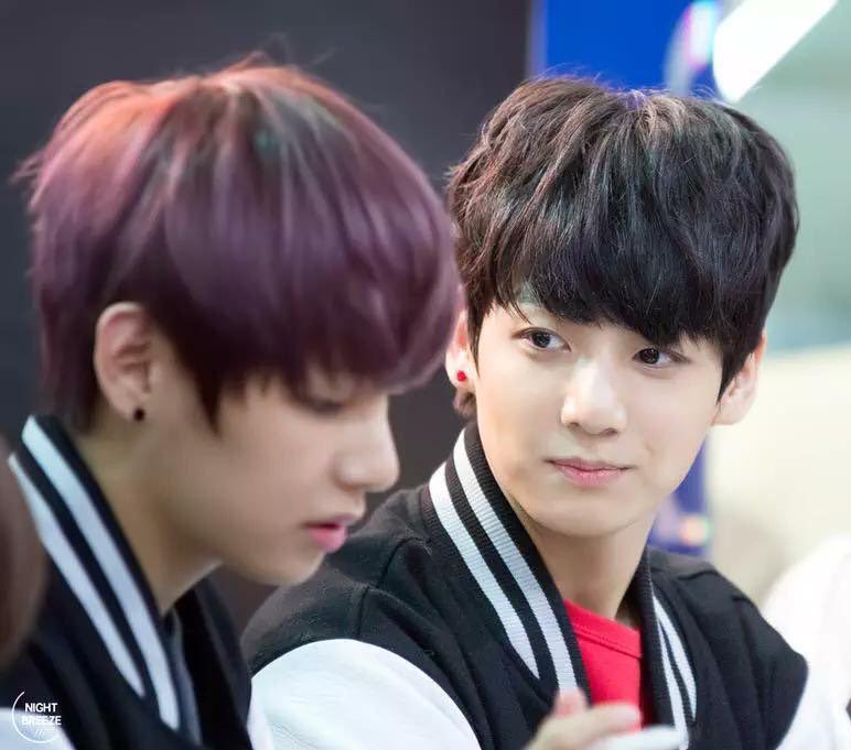 Jungkook has changed. He wouldn’t even try to hide his smile now whenever he looks at Taehyung! #vkook  #kookv  #taekook 