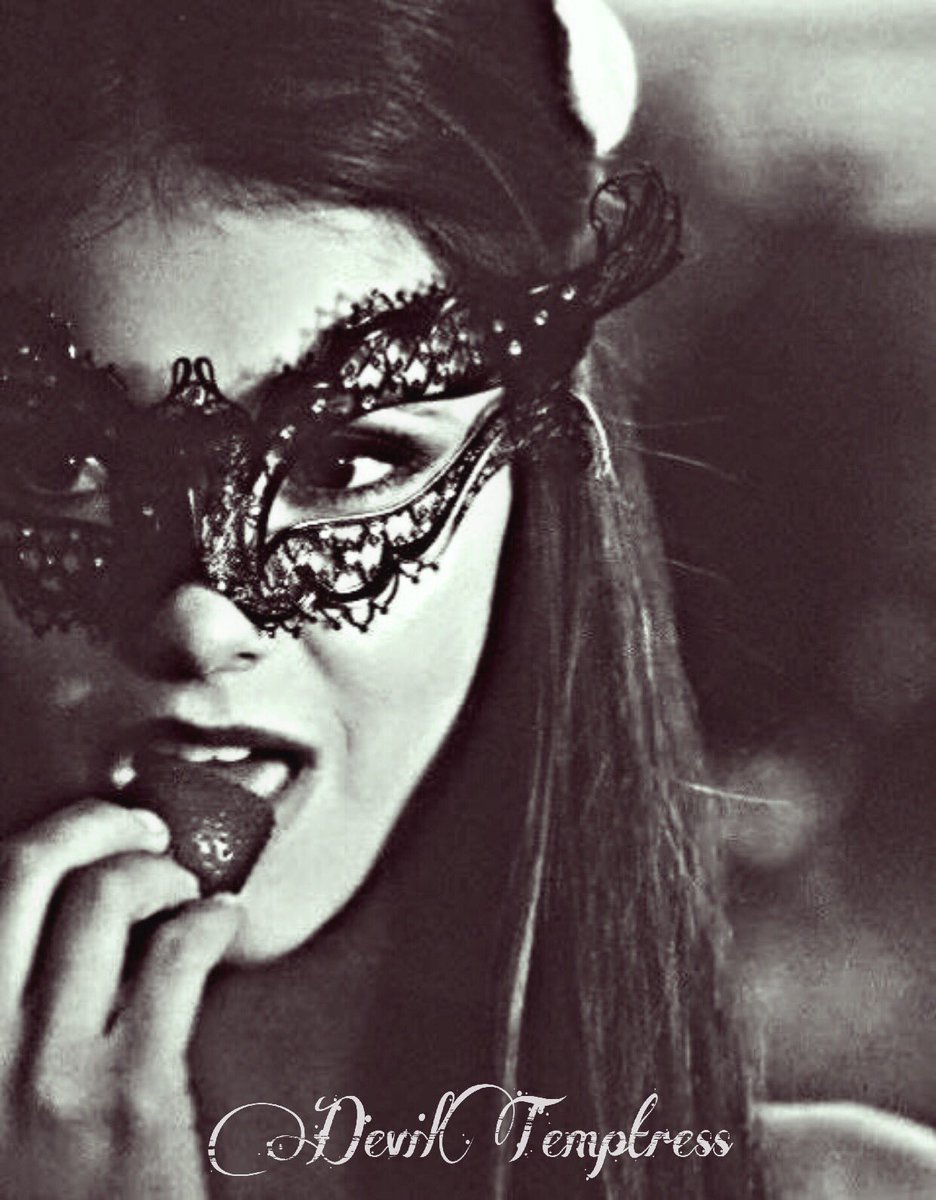 DevilTemptress's tweet photo. ''On the night of the masquerade,
She was with the two brothers.
They played a game with stakes,
And she was evidently the winner.'' https://t.co/BUd6vqqfqH