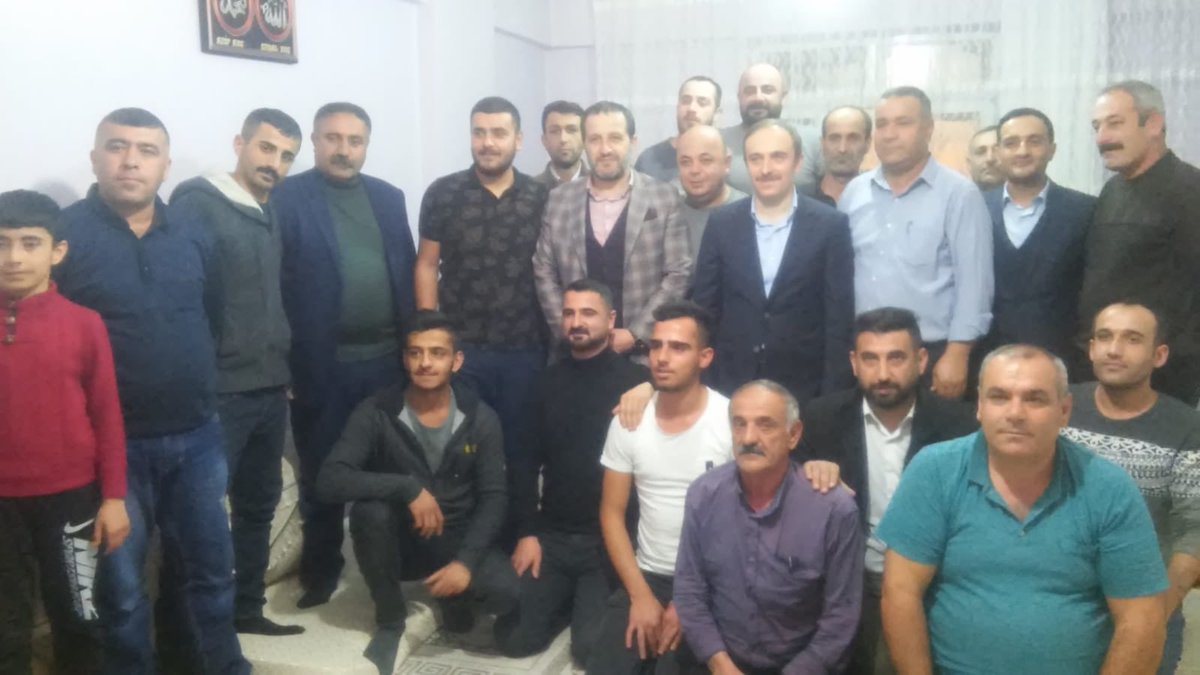 Emrullah_Gur's tweet photo. Hizmet aşkıyla çıktığımız bu yolda bu akşamda Fikret Koç ve ailesini Belediye Başkan adayımız Sn. Cüneyt Epcim ile beraber ziyaret ettik. İlgi ve alakalarından dolayı şükranlarımı sunuyorum. https://t.co/vGA2StigPF