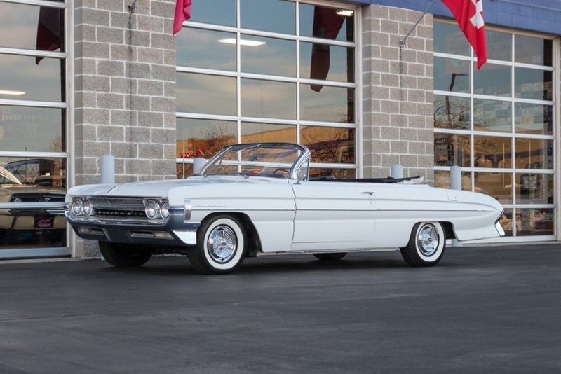 ClassicDigest's tweet image. classicdigest.com/cars/oldsmobil… #Oldsmobile #Dynamic88 #Convertible #classiccar