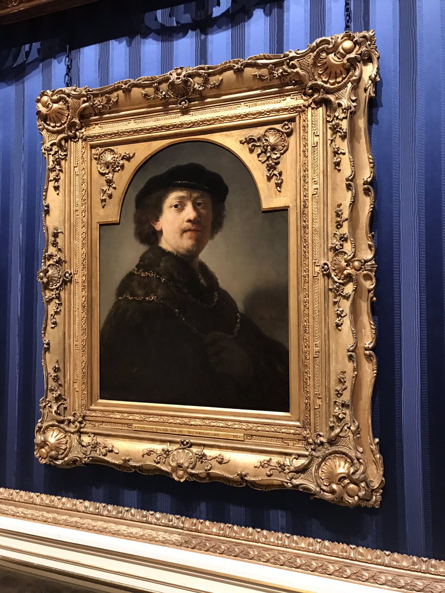 Chloe_BeMySelf's tweet image. Interesting to know about some story behind during the guided tour. 👍🏻😊Great docent with excellent presentation skills &amp;amp; knowledge about the collection. 
#thoughtfulcuration #wallacemuseum #Rembrandt