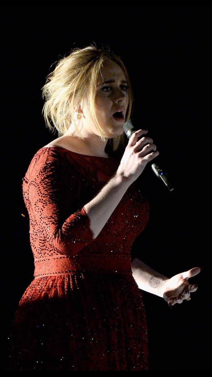 adeleforx's tweet image. Grammys 💕