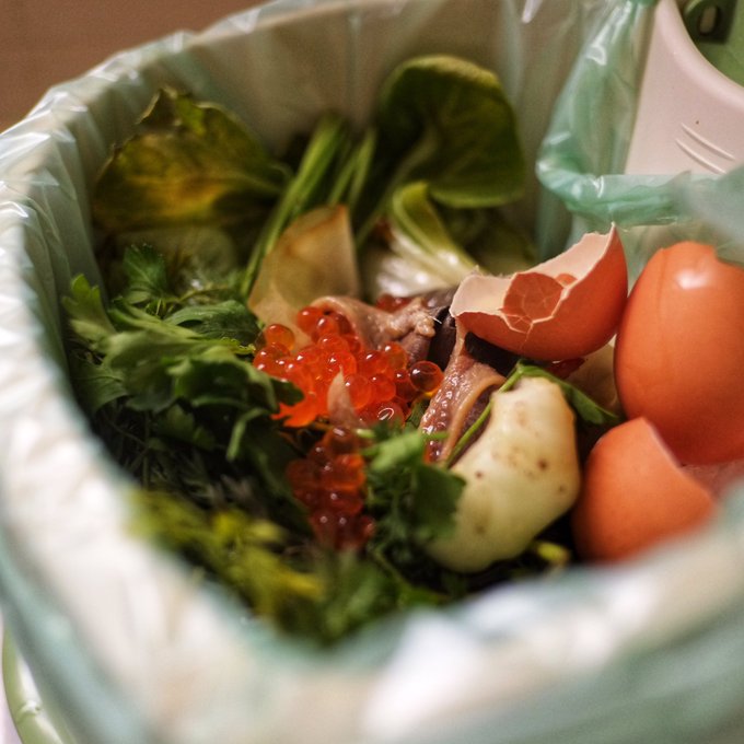 Russian problems - when you have to compost the caviar #newyear #newcaviar https://t.co/FOoZ3RAzxH<a href="/tag/newyear"class="tags"><span>#newyear</span></a><a href="/tag/newcaviar"class="tags"><span>#newcaviar</span></a>