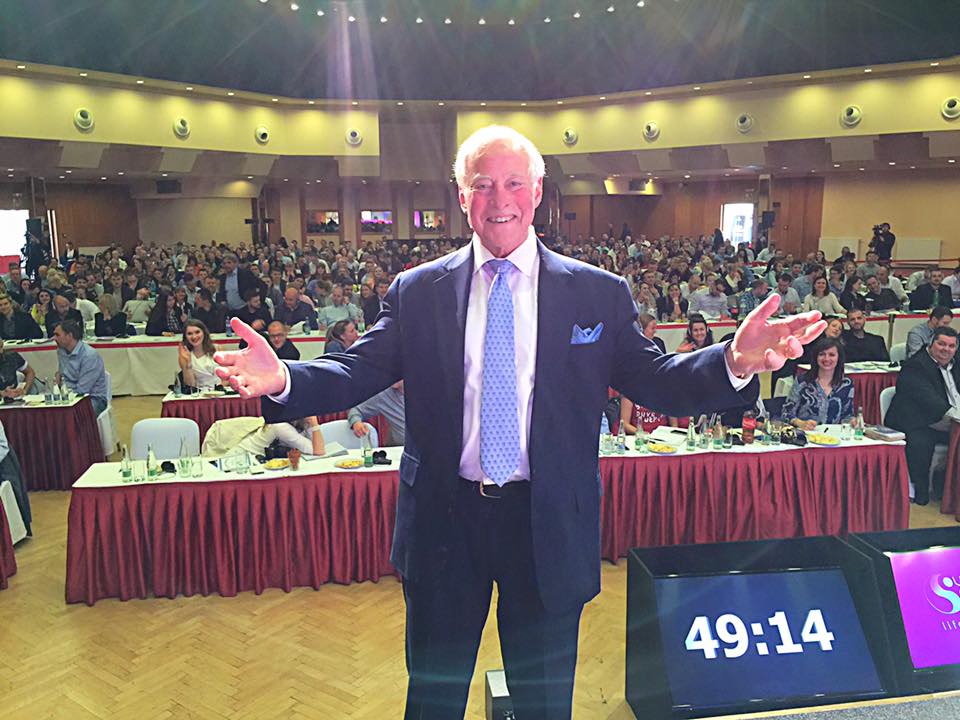 BrianTracy's tweet photo. Today is my birthday!
I’m so grateful for everything I have in my life. It’s been an amazing couple of years filled with business success, personal success, and a wonderful wife, kids, and grandkids. I’m glad that all of you are still by my side and supporting my work.
Thank you! https://t.co/xJMxThQvDg