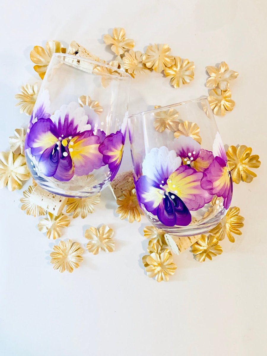 BusyMomsBag's tweet photo. FLASH SALE!!!  #etsy shop: Stemless Hand painted wine glasses with magenta, deep purple, white and yellow pansies, set 2. https://t.co/XMorn3M1ez https://t.co/gi4vrE5of6