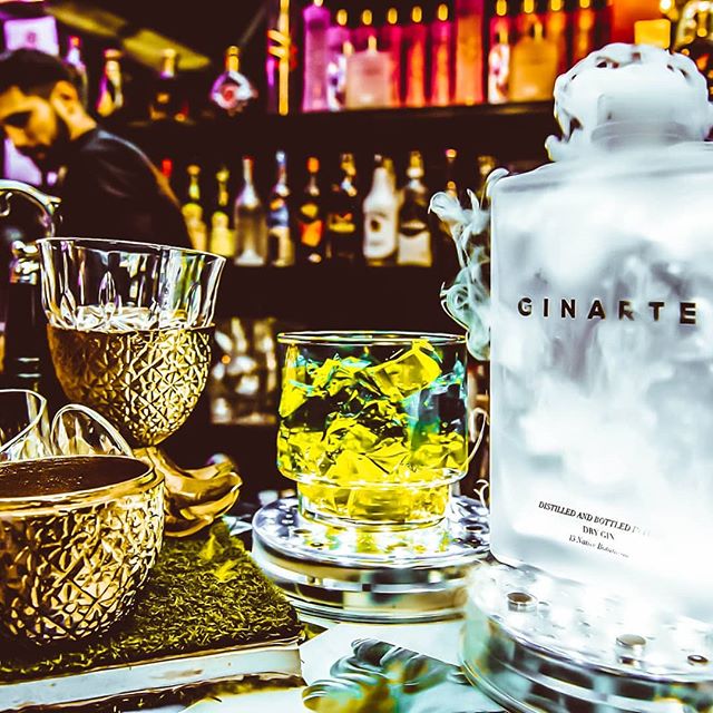 FinestClubs's tweet photo. A journey into beauty. justcavallimilano
•
•
•
#finestclubs #finestplaces #finestpleasures #aftework #afterhours #billionairesclub #luxurylife #luxurytravel #concierge #cocktails #finedining #drinks #milan #italy #ginarte ginartedrygin https://t.co/U8QnER0LLs