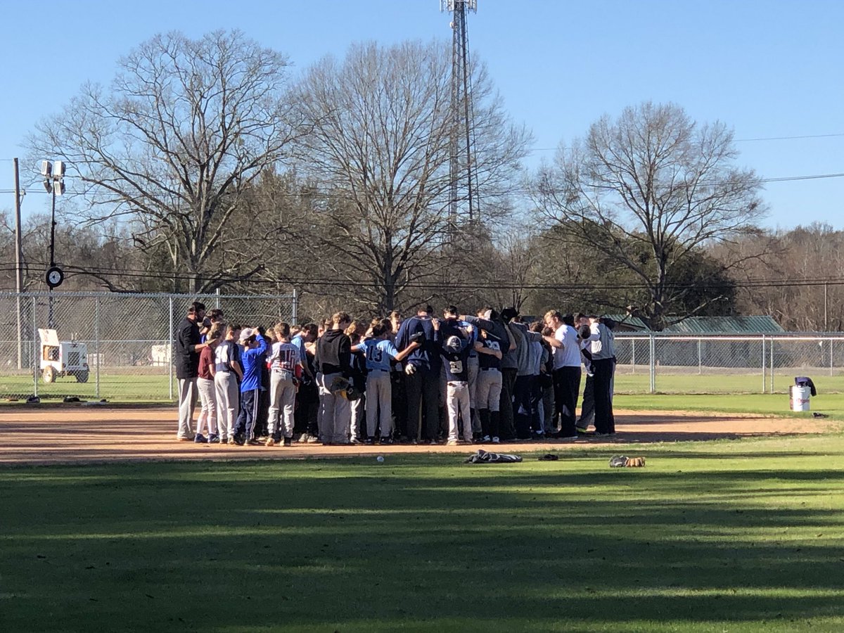 <a href="/Hunter_Renfroe/">Hunter Renfroe</a> <a href="/JRog023/">Josh Rogers</a>  <a href="/JohnCohenAD/">John Cohen</a> T finally got to meet one of his favorite <a href="/HailStateBB/">Mississippi State Baseball</a> players today at NLB’s “Back-to-Baseball” Camp with Hunter Renfroe. Thanks for the 1:1 instruction and taking the time to sign a few extra items Hunter. T won’t forget it!#Hailstate