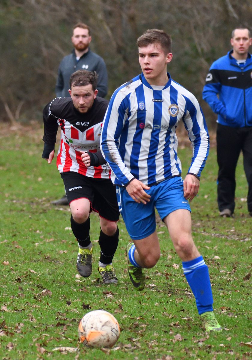 ImagingSsharpe's tweet photo. 1. From the @bruche_fc  reserves match today https://t.co/JmN8JC5LmE
