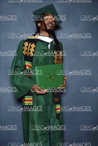 FuckCeejay_'s tweet photo. Far from a student but a nigga changed the narrative... https://t.co/84eZipxa3d