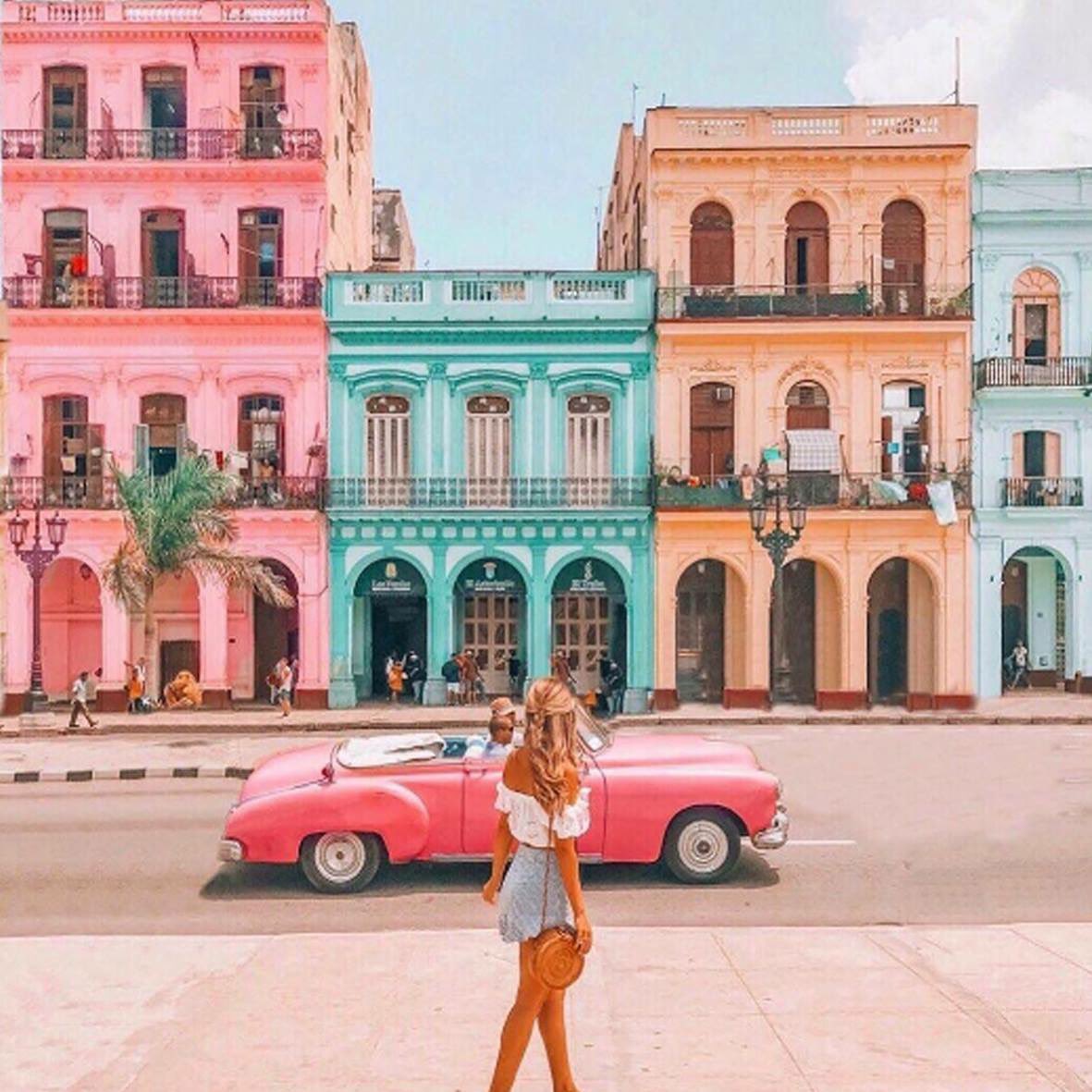 ViajaTrippeando's tweet photo. Havana ohh na-na!! 🇨🇺❤
📸 @lucyinthesskyy
📍Havana Cuba
#GoingPlaces #Trippeando #Habana #Viajeros https://t.co/FeymG6c2cn