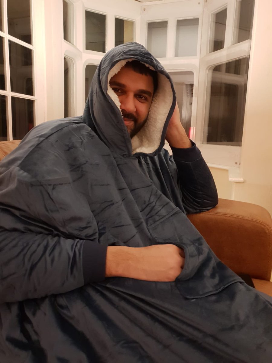 athindal's tweet photo. Thank you soo much @WrightWills I love my @OriginalComfy hoodie #bestthingever #neverbecoldagain #becomfy #readyforwinter https://t.co/O2mSaSxD2r