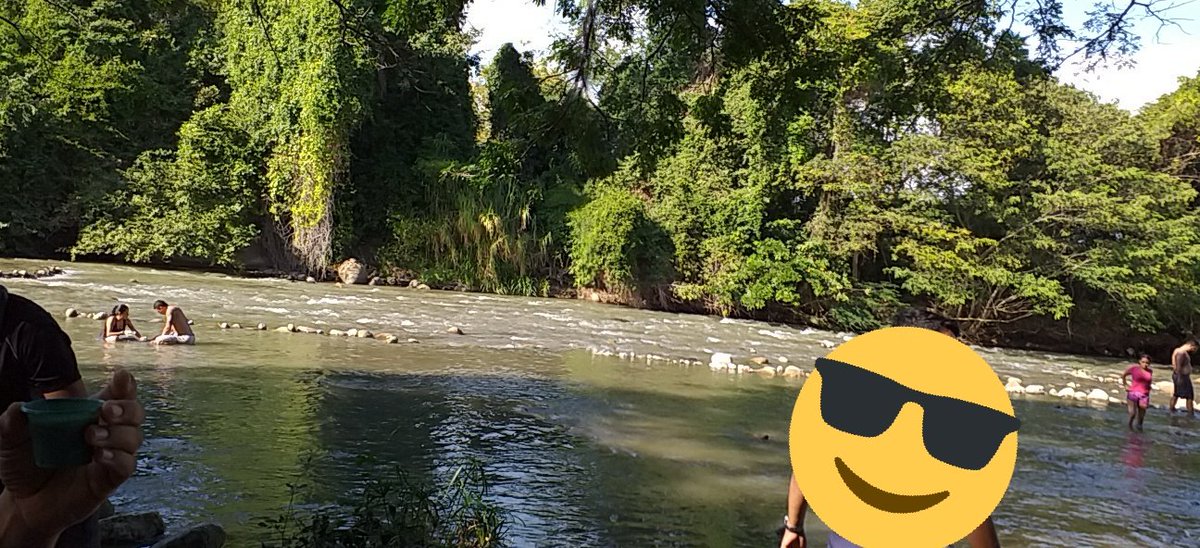 Zulyta_E's tweet photo. A 30 minutos de #Cúcuta un lugar lindo, tranquilo, en donde puedes compartir con tu familia y amigos un rico #paseodeolla 🍵🍹🏞
El lindo municipio de #Cornejo #NorteDeSantander
#10razonesparavisitarCúcuta
#PintoFotografía https://t.co/4qukOkSe1q